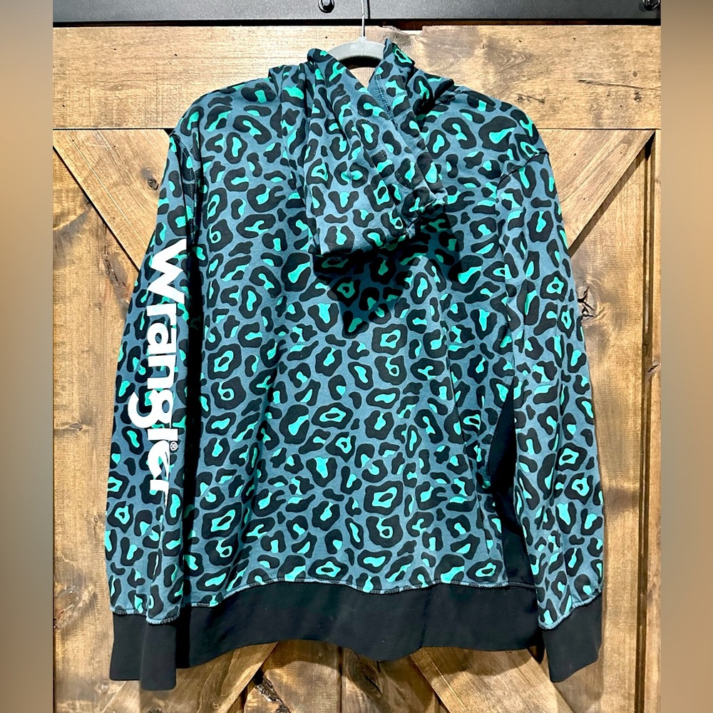EUC Wrangler Retro Teal & Black Cheetah Hooded Jacket